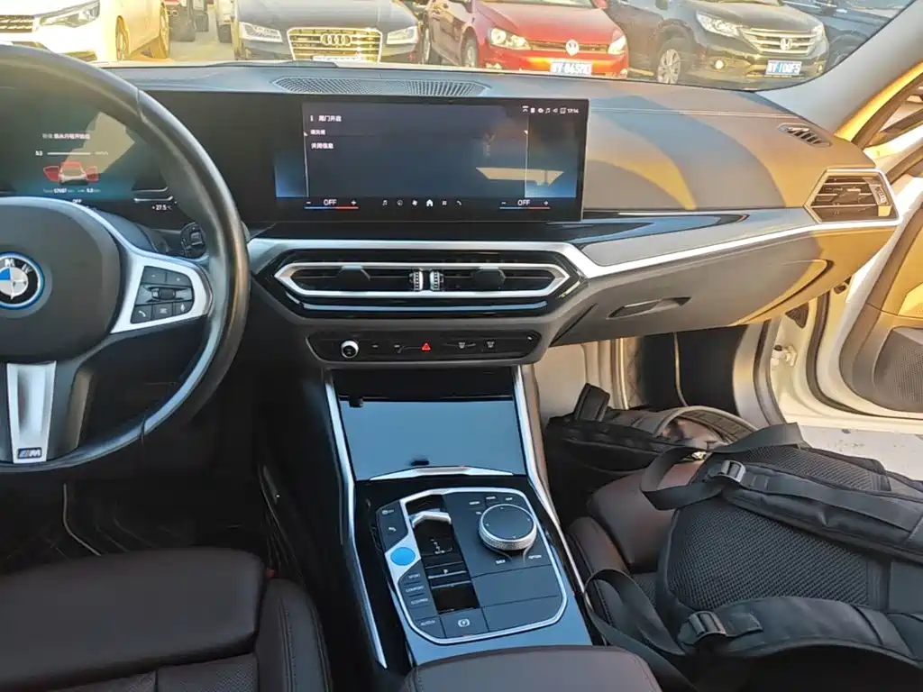 BMW i3 — фото 13