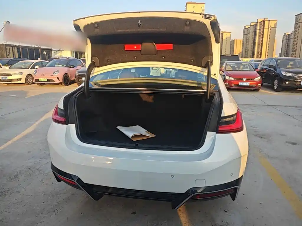 BMW i3 — фото 19