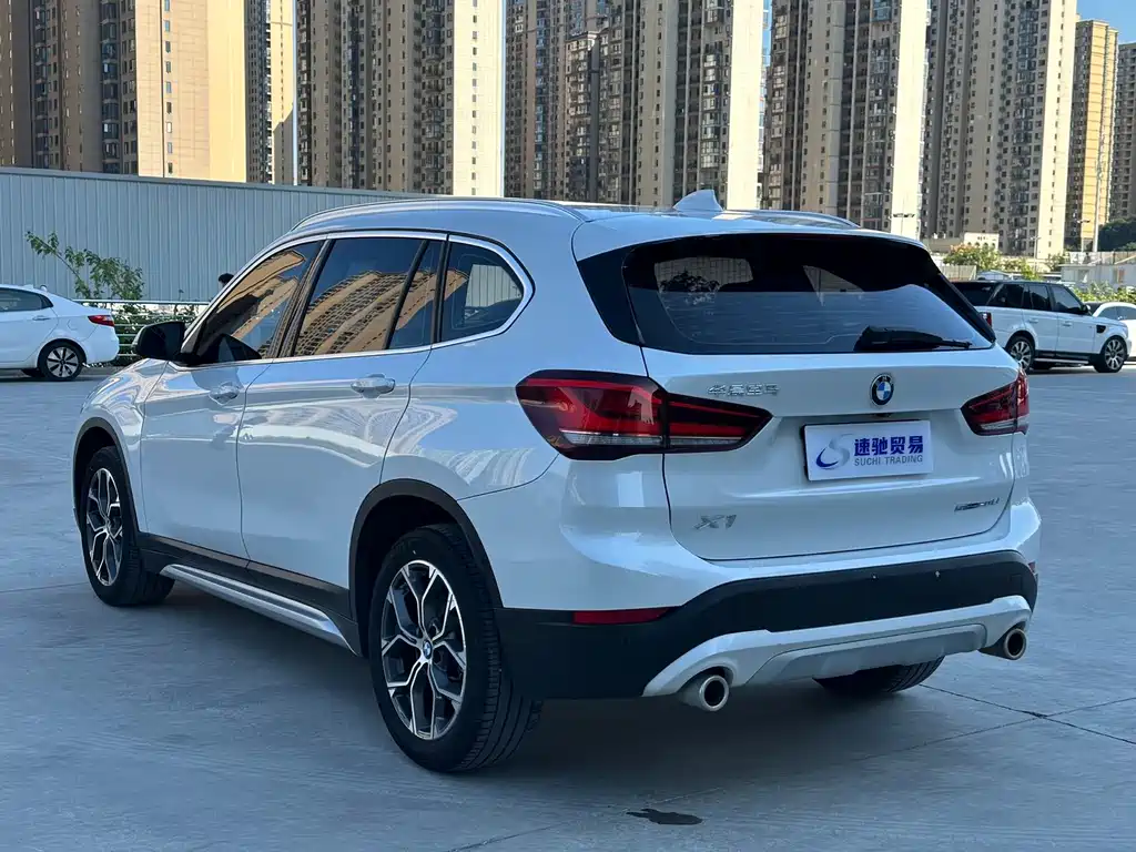 BMW X1 — фото 4