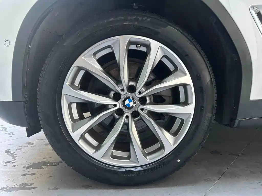 BMW X3 — фото 3