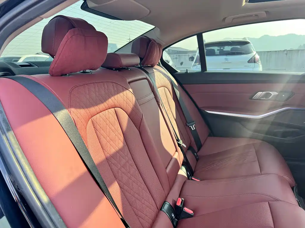 BMW 3 Series — фото 13