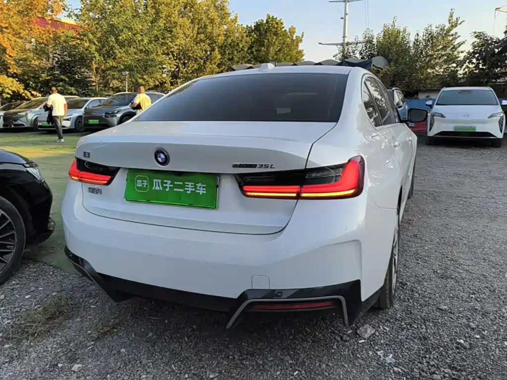 BMW i3 — фото 7
