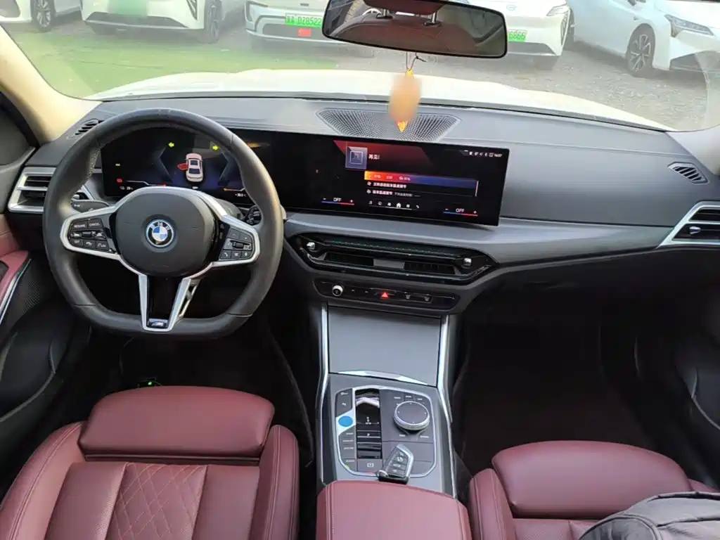 BMW i3 — фото 10