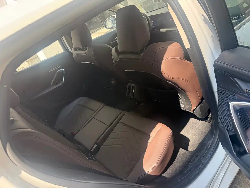BMW X2 (Import) — фото 6