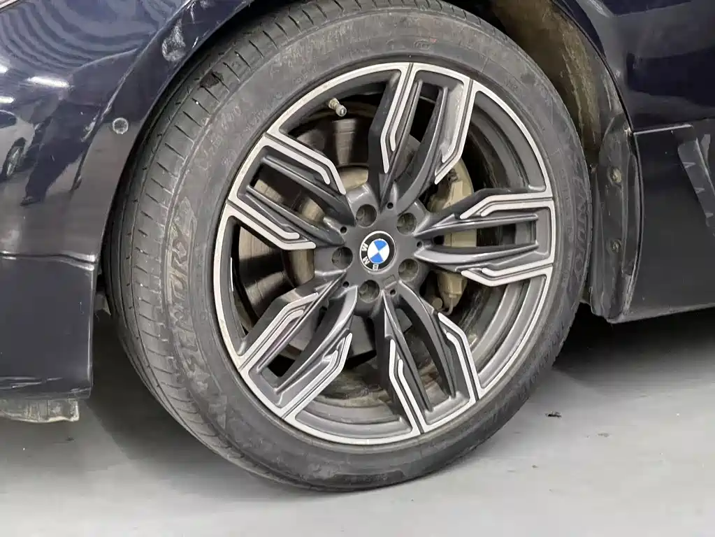 BMW 6 Series GT — фото 10