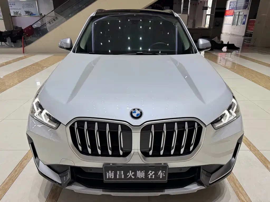 BMW X1 — фото 3