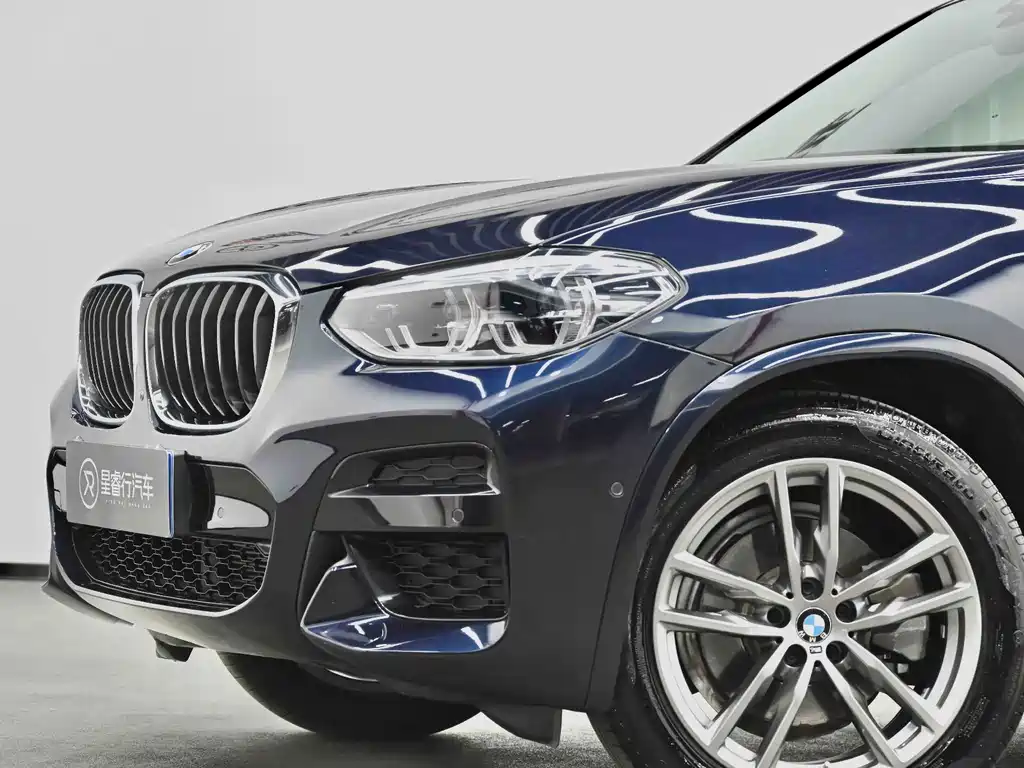 BMW X3 — фото 13
