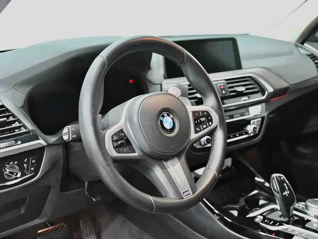 BMW X3 — фото 14