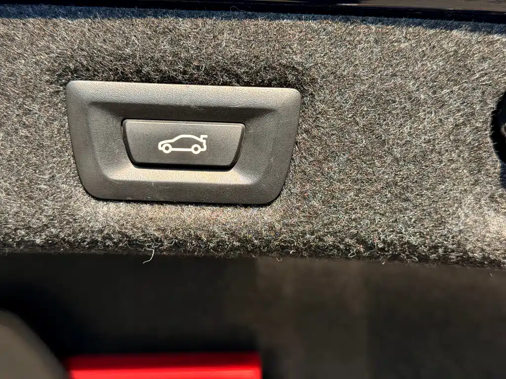 BMW 5 Series — фото 17