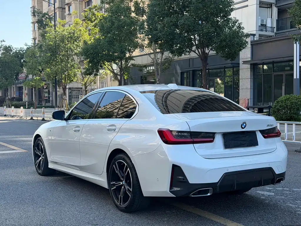 BMW 3 Series — фото 18