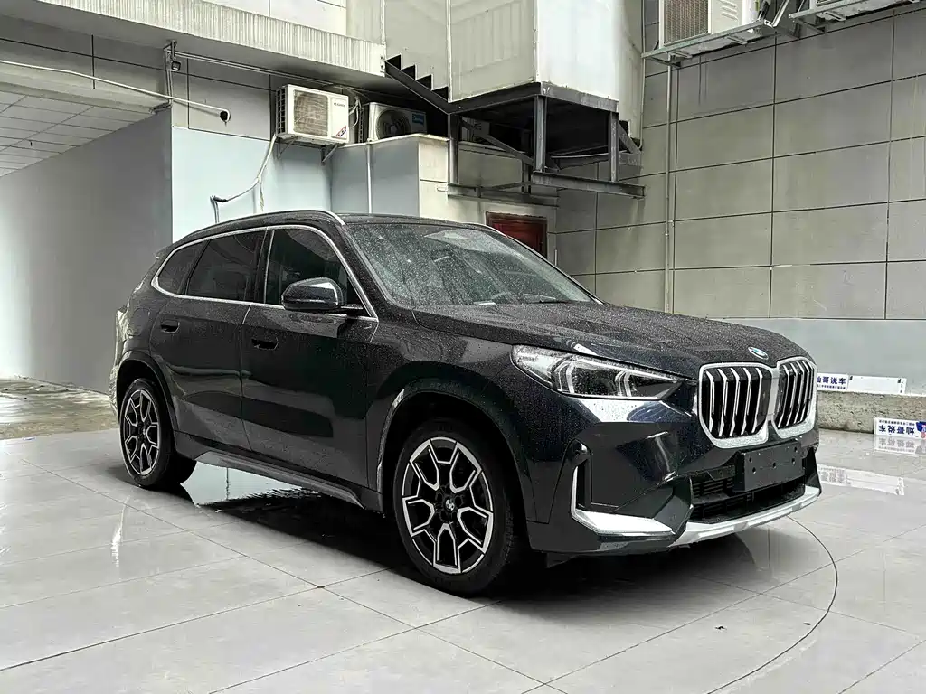 BMW X1 — фото 6