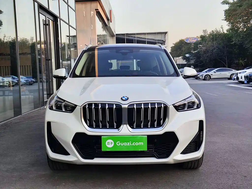 BMW X1 — фото 3