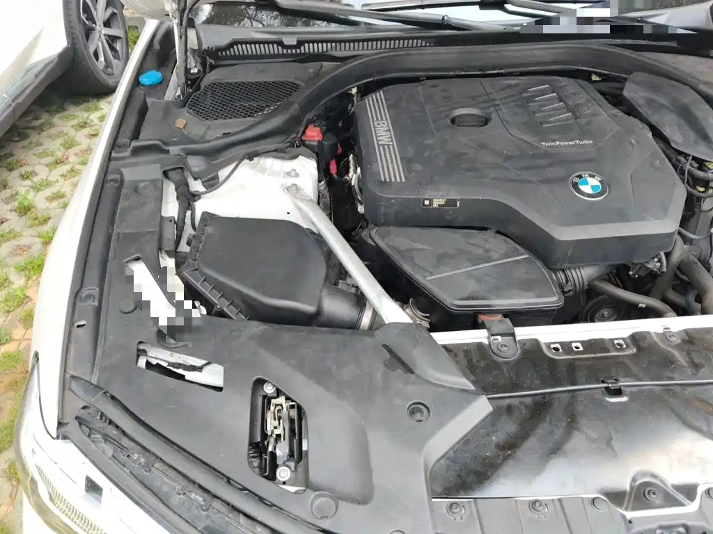 BMW 5 Series — фото 19