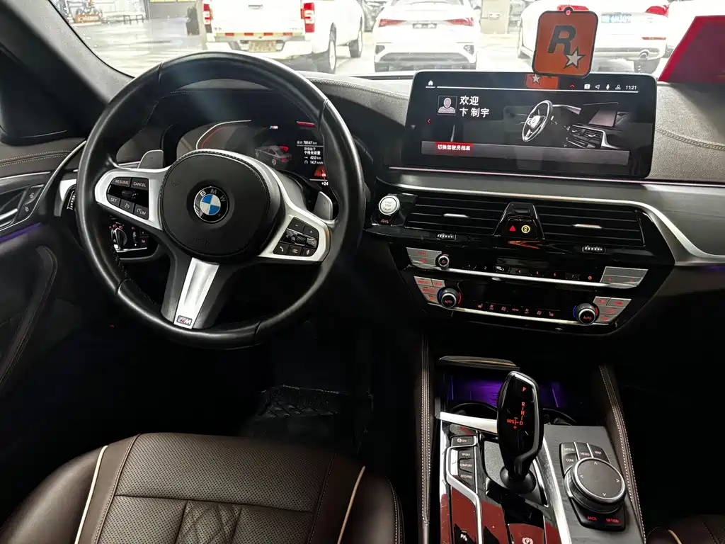 BMW 5 Series — фото 10