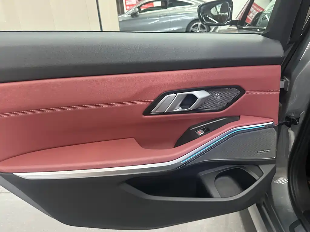 BMW 3 Series — фото 10