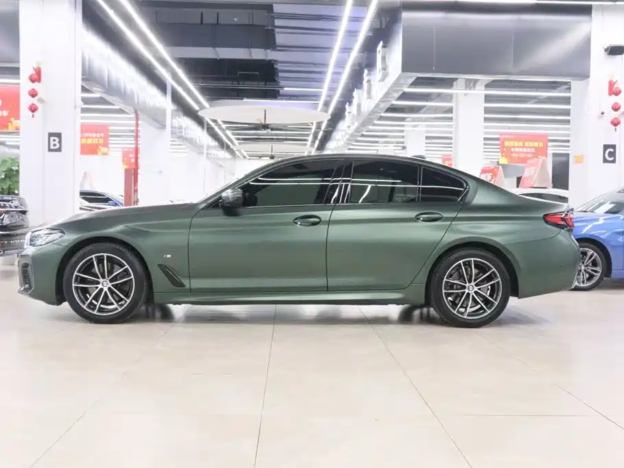BMW 5 Series (Import) — фото 3