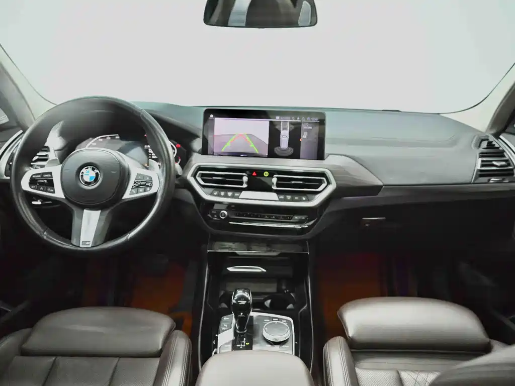 BMW X3 — фото 32