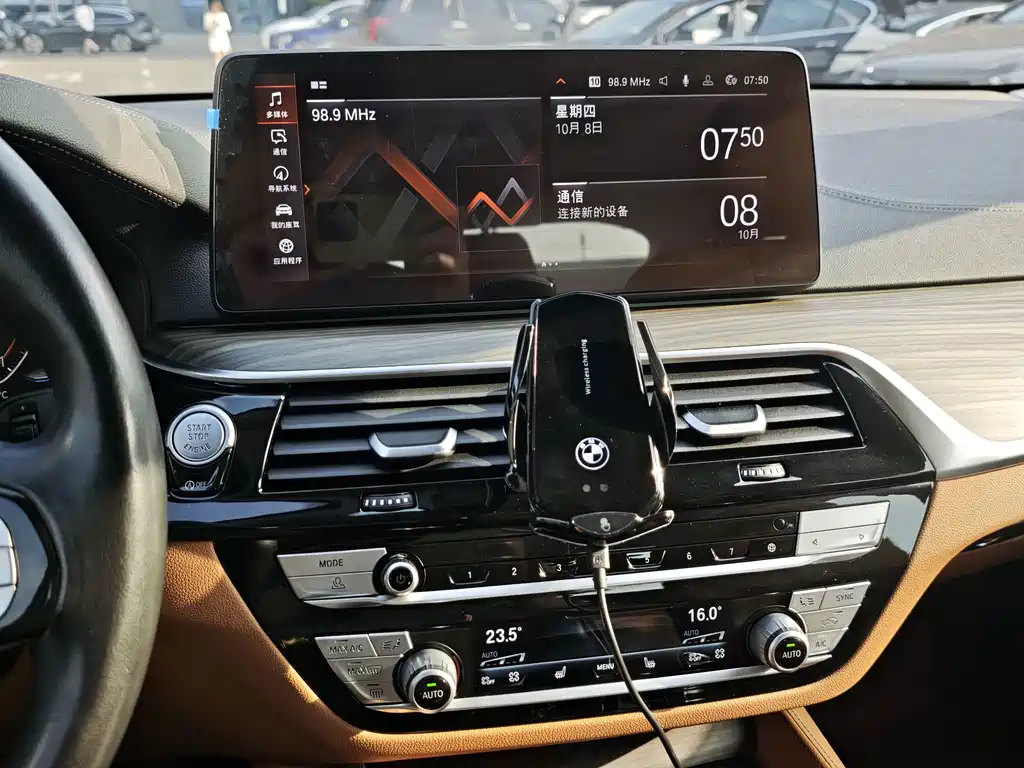 BMW 6 Series GT — фото 8