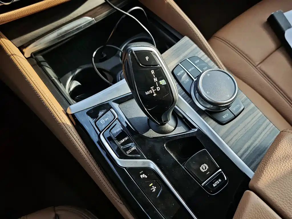 BMW 6 Series GT — фото 9