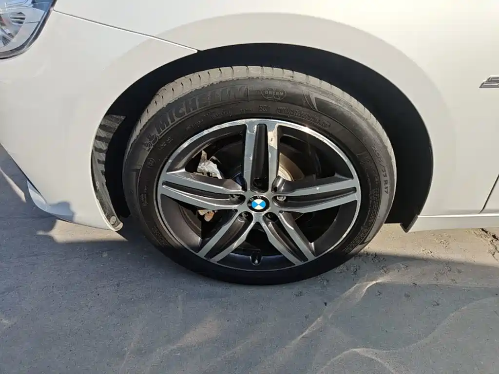 BMW 2 Series Active Tourer — фото 23