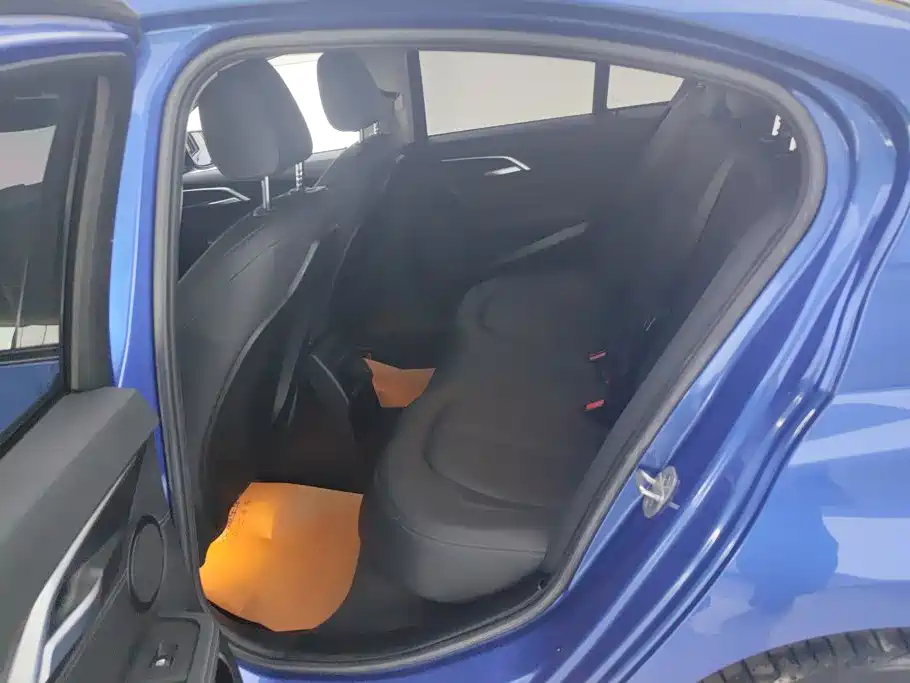 BMW 1 Series — фото 11