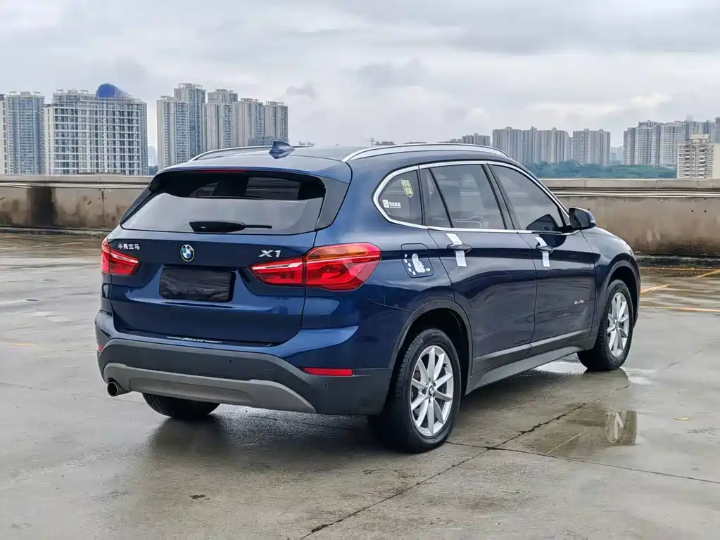BMW X1 — фото 4