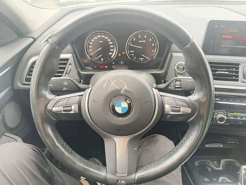 BMW 1 Series — фото 11