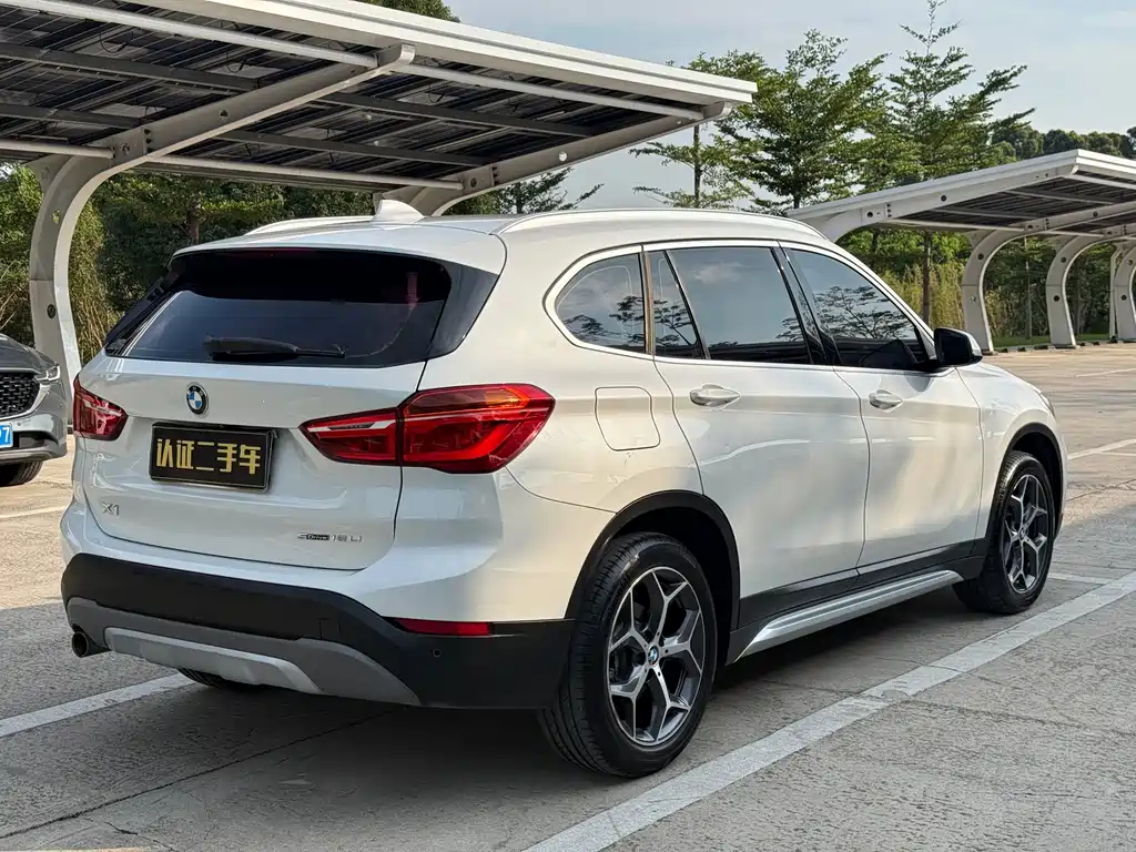 BMW X1 — фото 15