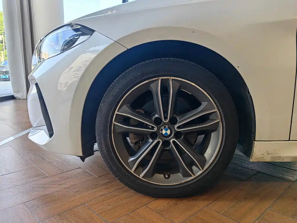 BMW 1 Series — фото 10