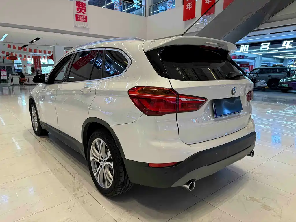 BMW X1 — фото 3