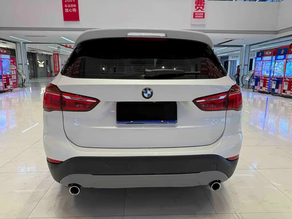 BMW X1 — фото 4