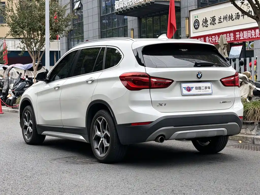 BMW X1 — фото 3