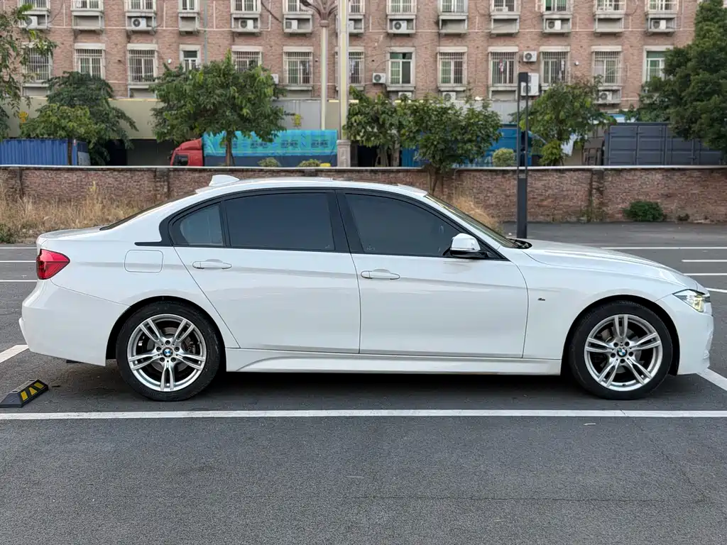 BMW 3 Series — фото 4