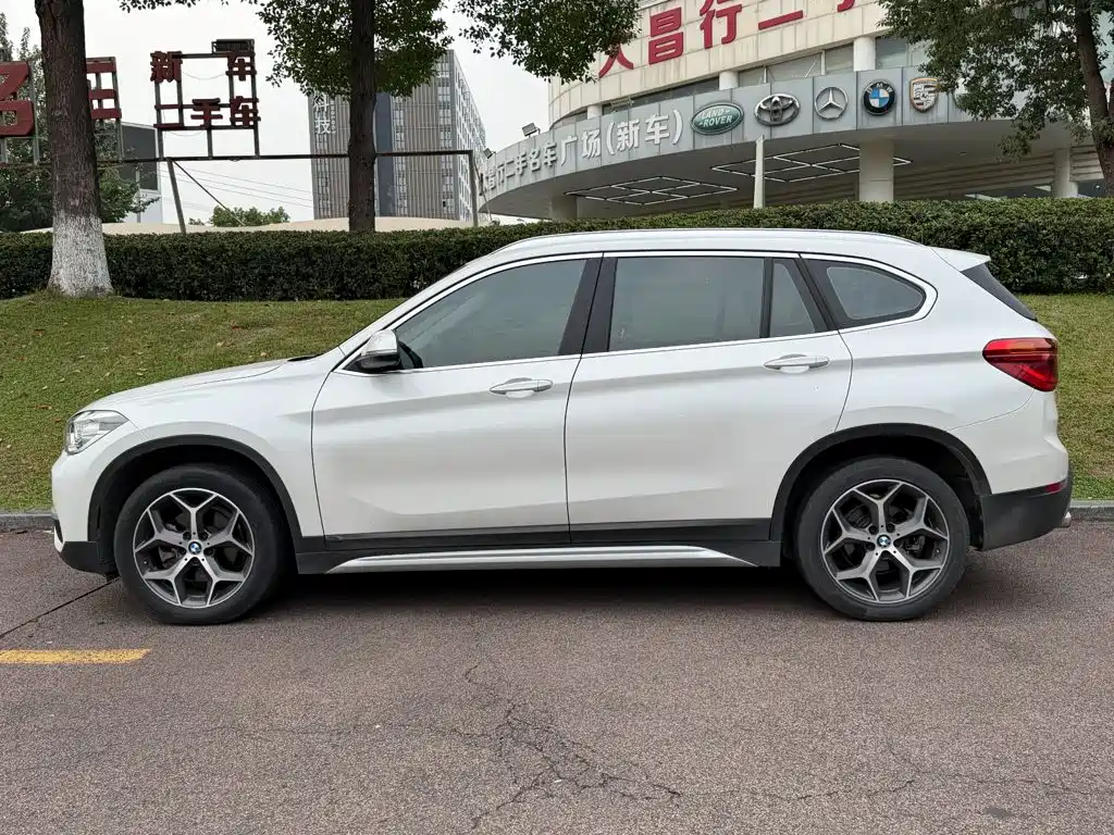 BMW X1 — фото 3