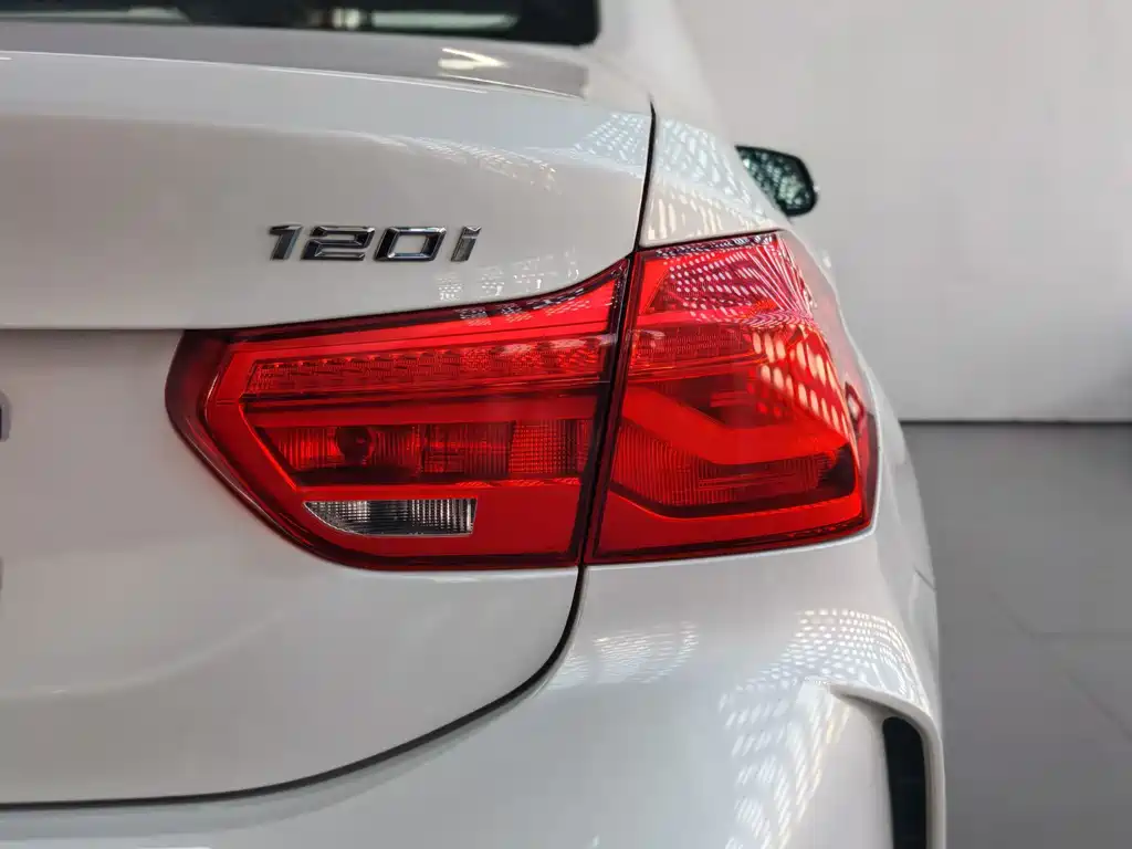 BMW 1 Series — фото 11