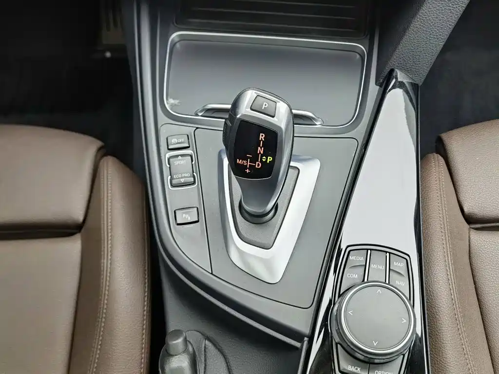 BMW 3 Series — фото 13