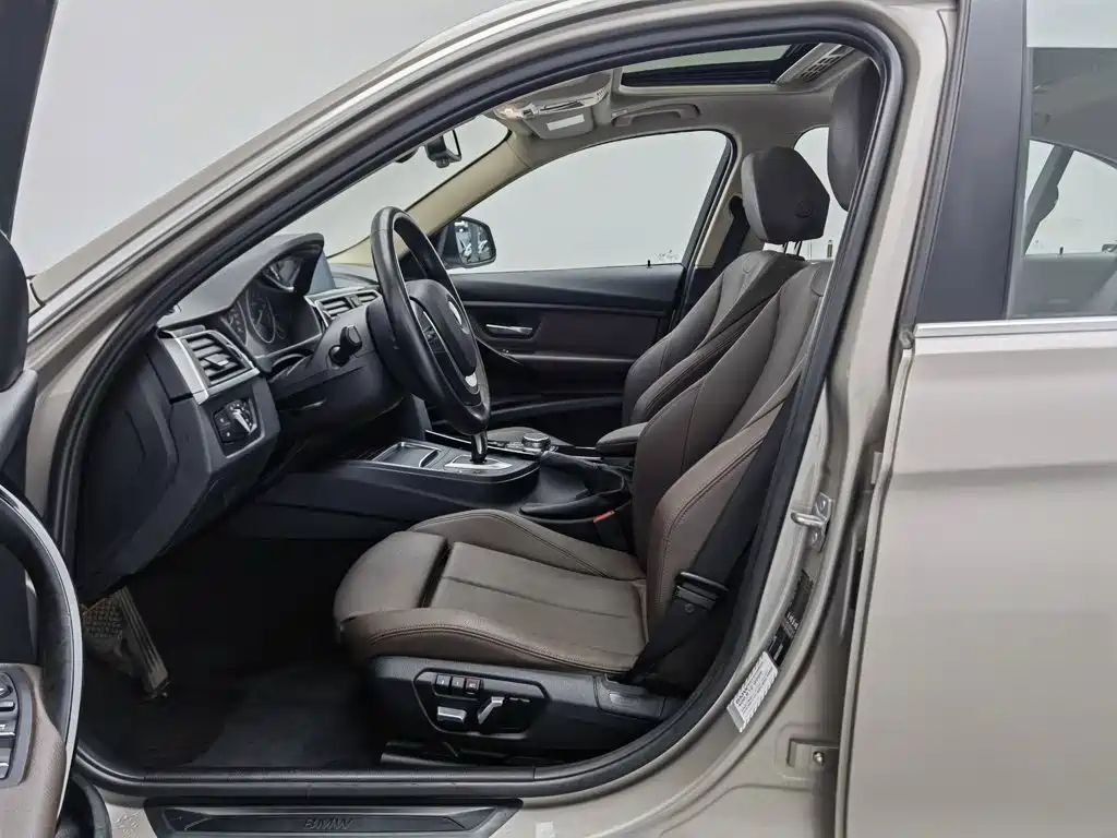 BMW 3 Series — фото 10