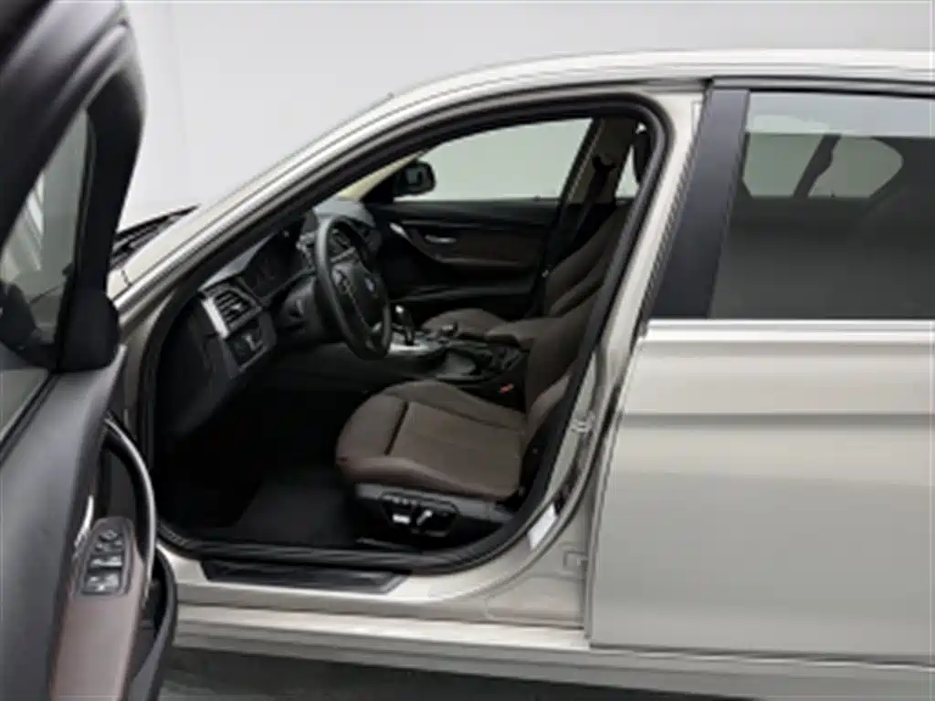 BMW 3 Series — фото 19
