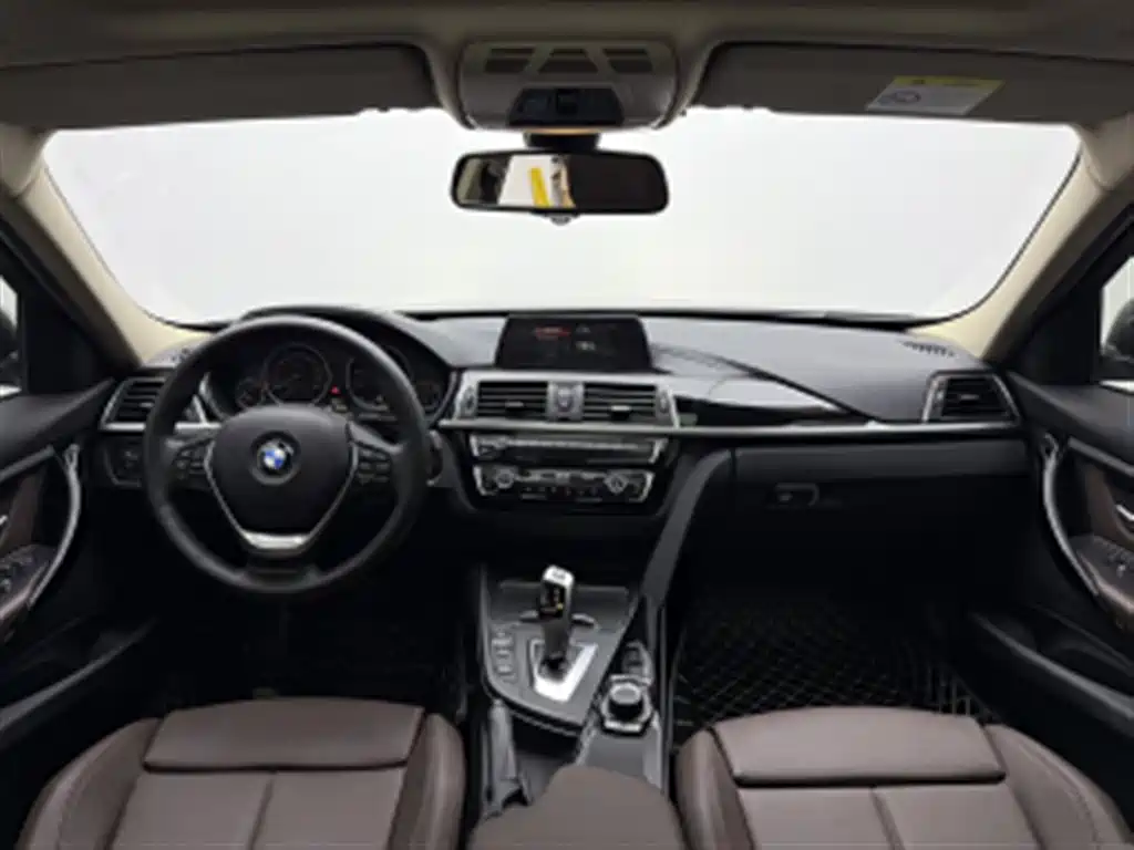 BMW 3 Series — фото 9
