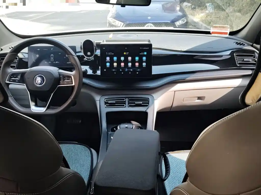 BYD Qin PLUS — фото 10