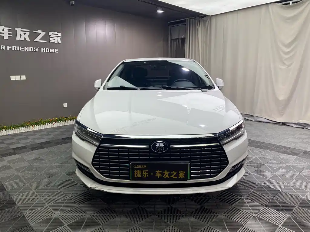 BYD Qin NEV — фото 2