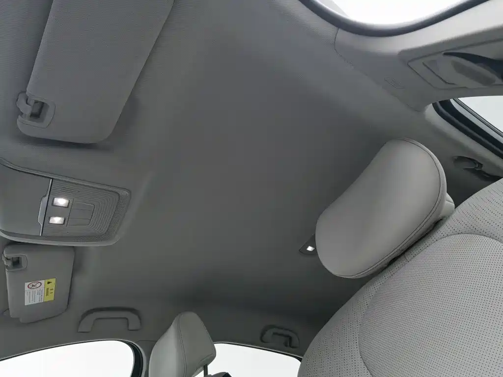 BYD Seal 05 DM-i — фото 14