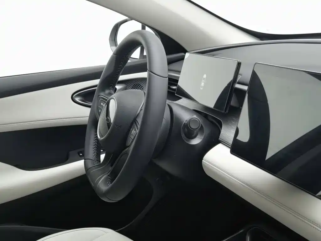 BYD Seal 05 DM-i — фото 22