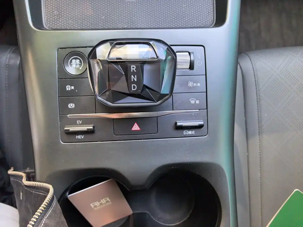BYD Qin PLUS — фото 10