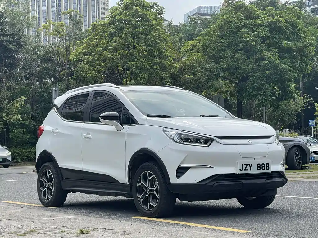 BYD Yuan Pro — фото 2