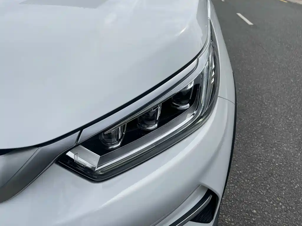 BYD Yuan Pro — фото 13
