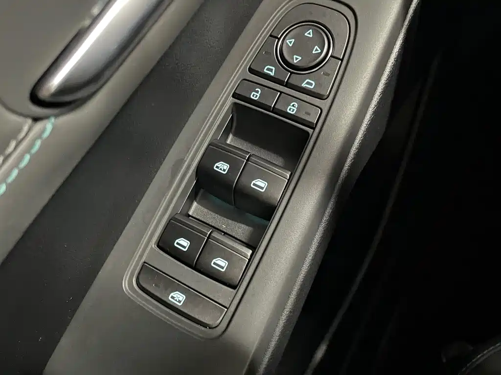 BYD Qin PLUS — фото 17