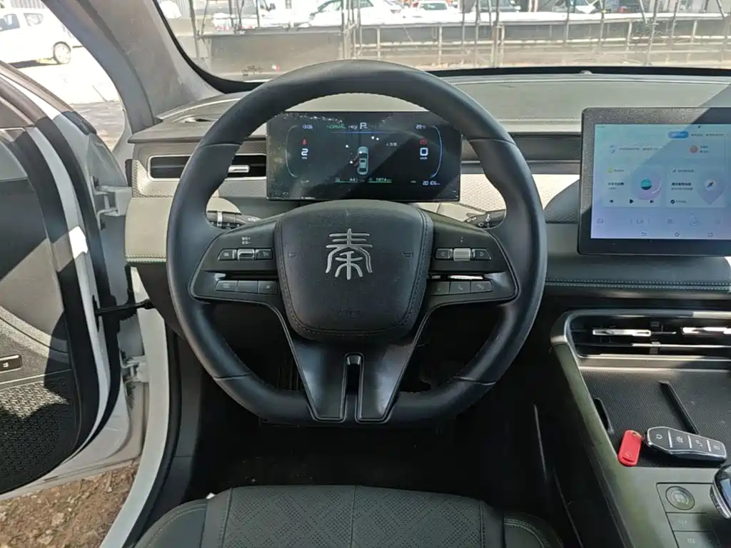 BYD Qin PLUS — фото 11
