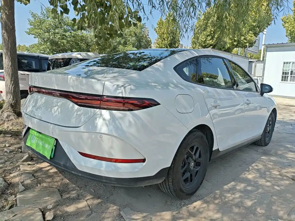 BYD Qin PLUS — фото 7