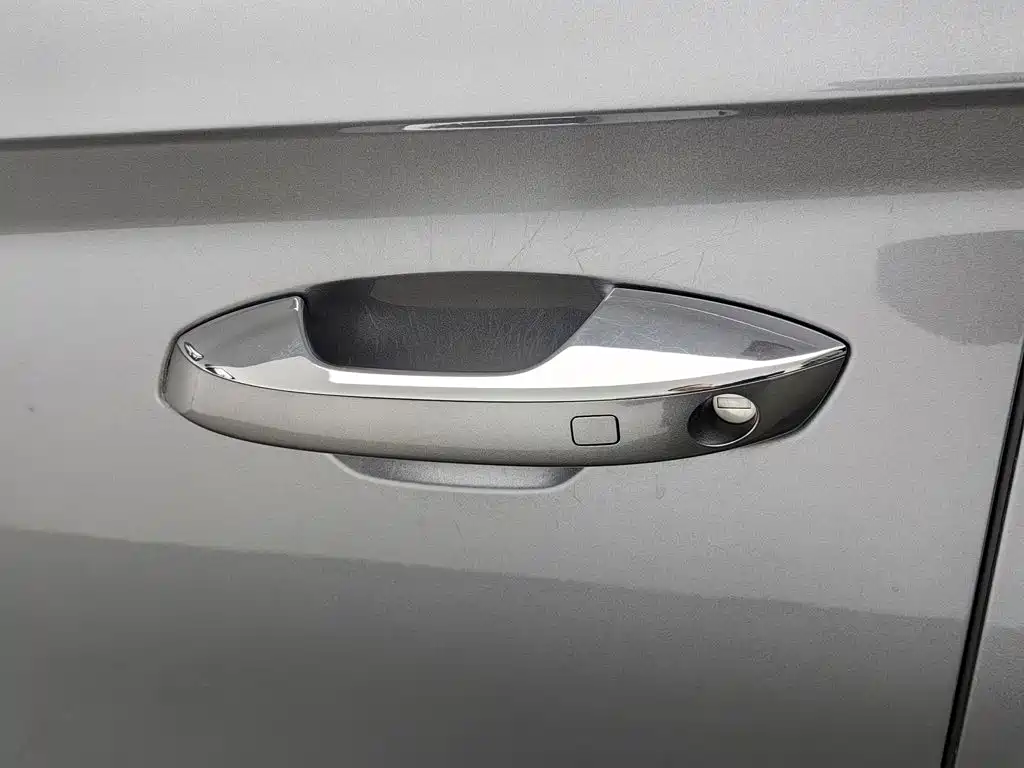 BYD PLUS New Energy — фото 18